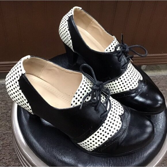 Chase & Chloe - Women's Black and White Polka Dot Heal - Sz 8.5 - Picture 6 of 7